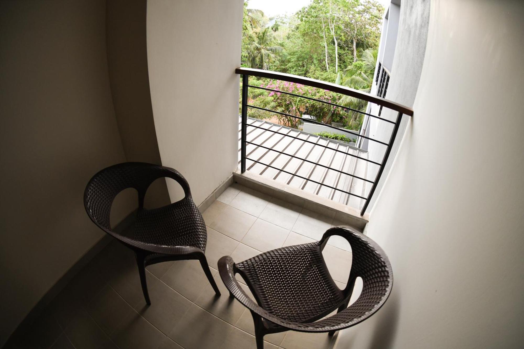 Hiriketiya Beach Resort Dickwella Exterior photo
